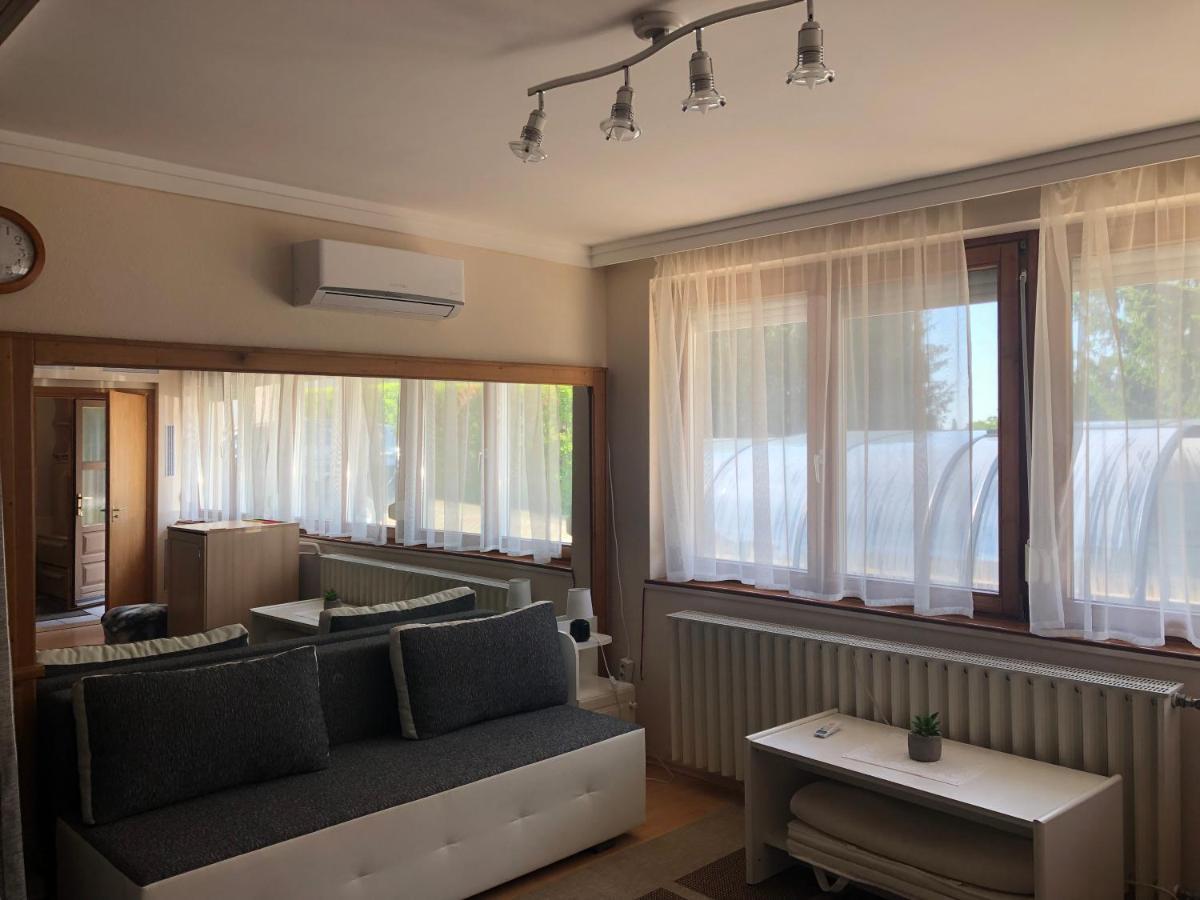 Respect Apartament Heviz Exterior foto