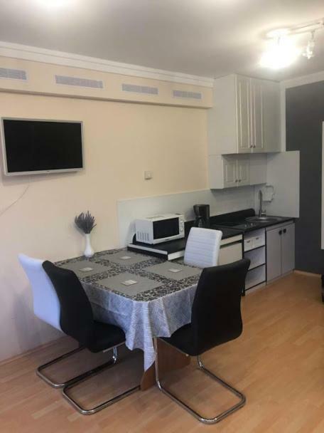 Respect Apartament Heviz Exterior foto